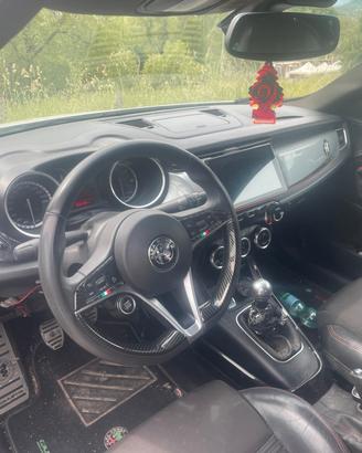 Volante fibra di carbonio Alfa romeo Giulietta 