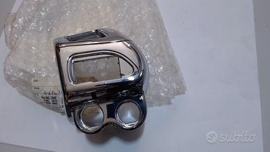 SUPPORTO COMMUTATORI SX MANUBRIO BEVERLY GP VESPA 