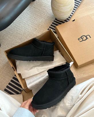 UGG CLASSIC ULTRA MINI Nero 37