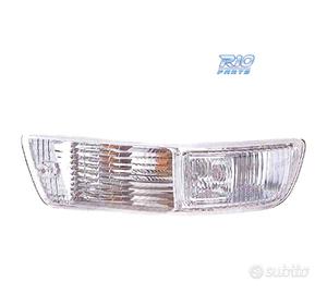 FANALE DESTRO PER TOYOTA RAV-4 97-00