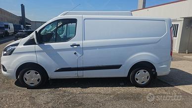 FORD Transit Custom 300 2.0 EcoBlue Hybrid 130 P
