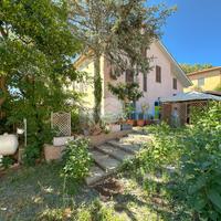 BIFAMILIARE A FRASCATI