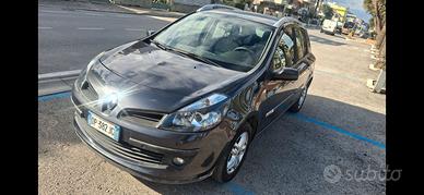 Renault clio 152000 km 1,5 cdi  neopatentati