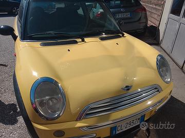 mini Cooper One Deluxe 