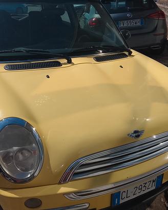 mini Cooper One Deluxe 