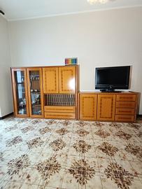 soggiorno in legno completo 