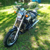 Yamaha v max 1200