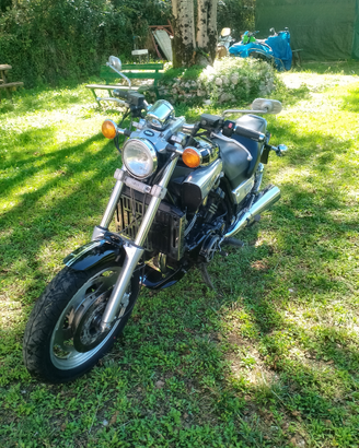 Yamaha v max 1200