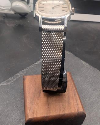 Omega De Ville
