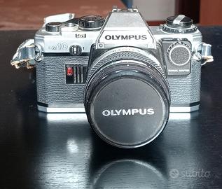 Olympus OM10.