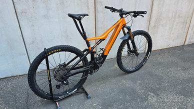 Mtb elettrica Orbea Rise h10 leggera