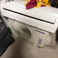 Climatizzatore samsung inverter 9000 BTU R 32 2020