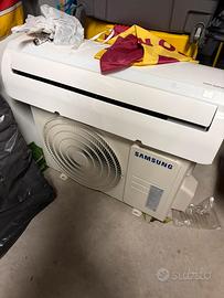 Climatizzatore samsung inverter 9000 BTU R 32 2020