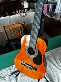 Chitarra Classica Avon ST671