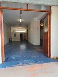 Magazzino deposito box garage Trigoria Laurentina