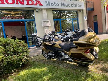 Honda Gold Wing 1800 DCT TOUR