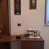 Macchina da cucire Necchi