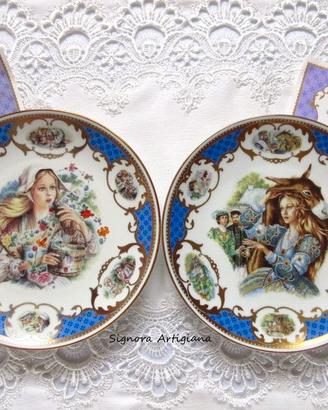 2 Piatti Favole. Porcellana Limoges 1983.