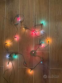 Luci di Natale colorate e a intermittenza