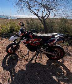 KTM 690 SMC R - AKRAPOVIC PATENTE A2