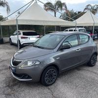 Lancia Ypsilon 1.0 FireFly 5 porte S&S Hybrid Gold