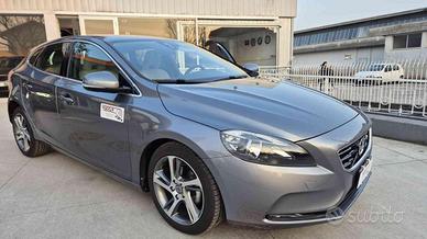 VOLVO V40 D2 1.6 Momentum* garantita 24 mesi