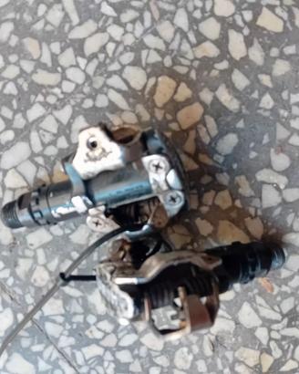 pedali a scatto per bici