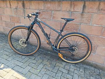 Scott Scale 925 carbon taglia M