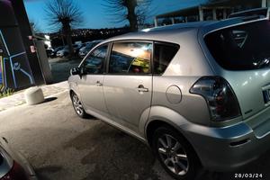 Toyota corolla verso 