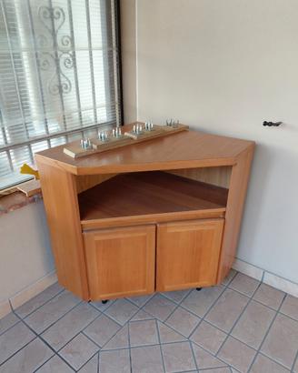 Mobile angolare in olmo