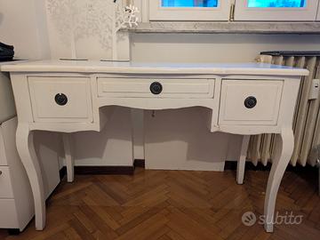 Scrivania stile Shabby chic