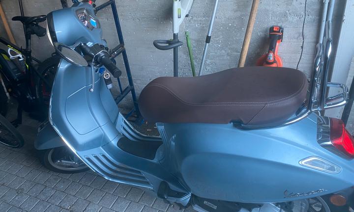 Vespa Piaggio 125 primavera iget