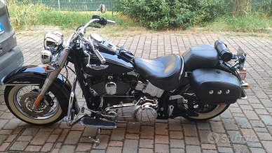 Harley davidson softail deluxe