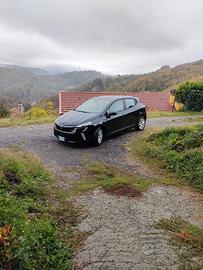 Renault Clio Hibrid 1.6 146 cv