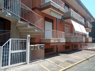 Stazzo mare attico di 106 mq. vani 4 libero subito