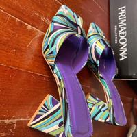 Scarpe sandalo con tacco