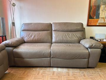 Divano Elettrico e Poltrona Chateau D’ax