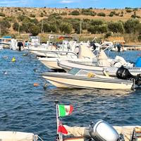 Motoscafo Glastron V 142