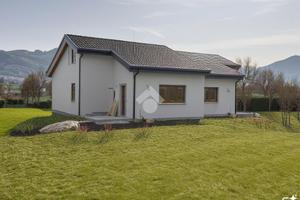 PORZIONE DI BIFAMILIARE A PIGNOLA