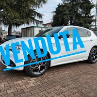 Alfa Romeo Stelvio 2.2 Turbodiesel 210 CV AT8 Q4 V