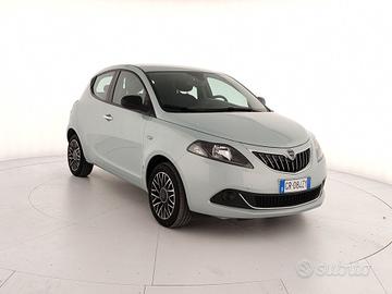 Lancia Ypsilon 1.0 FireFly 5 porte S&S Hybrid Plat