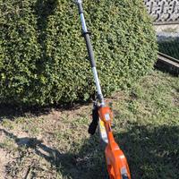 Tagliasiepe a batteria Husqvarna 520i HE3