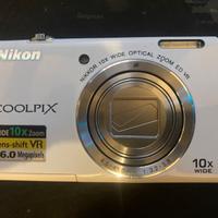 Nikon Coolpix S6200