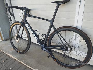 Giant TCR advanced pro team disc 21