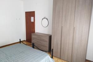 Camera singola con letto matrimoniale