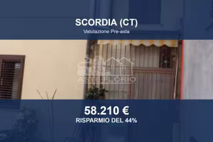 Immobile in asta di 229 m² con più di 5 locali a S