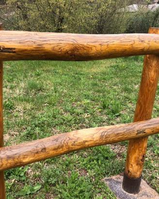 Recinzioni in legno castagno scortecciato