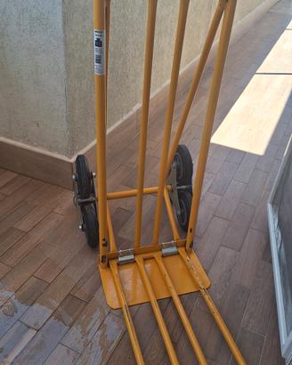carrello saliscale