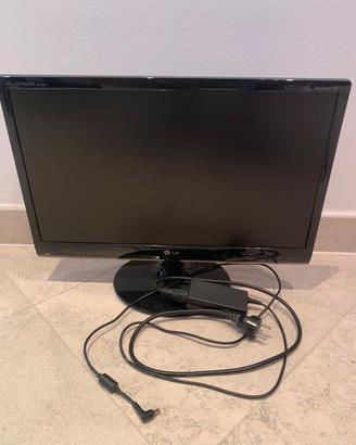 Televisione 22” LG