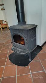 stufa in ghisa JOTUL HF3